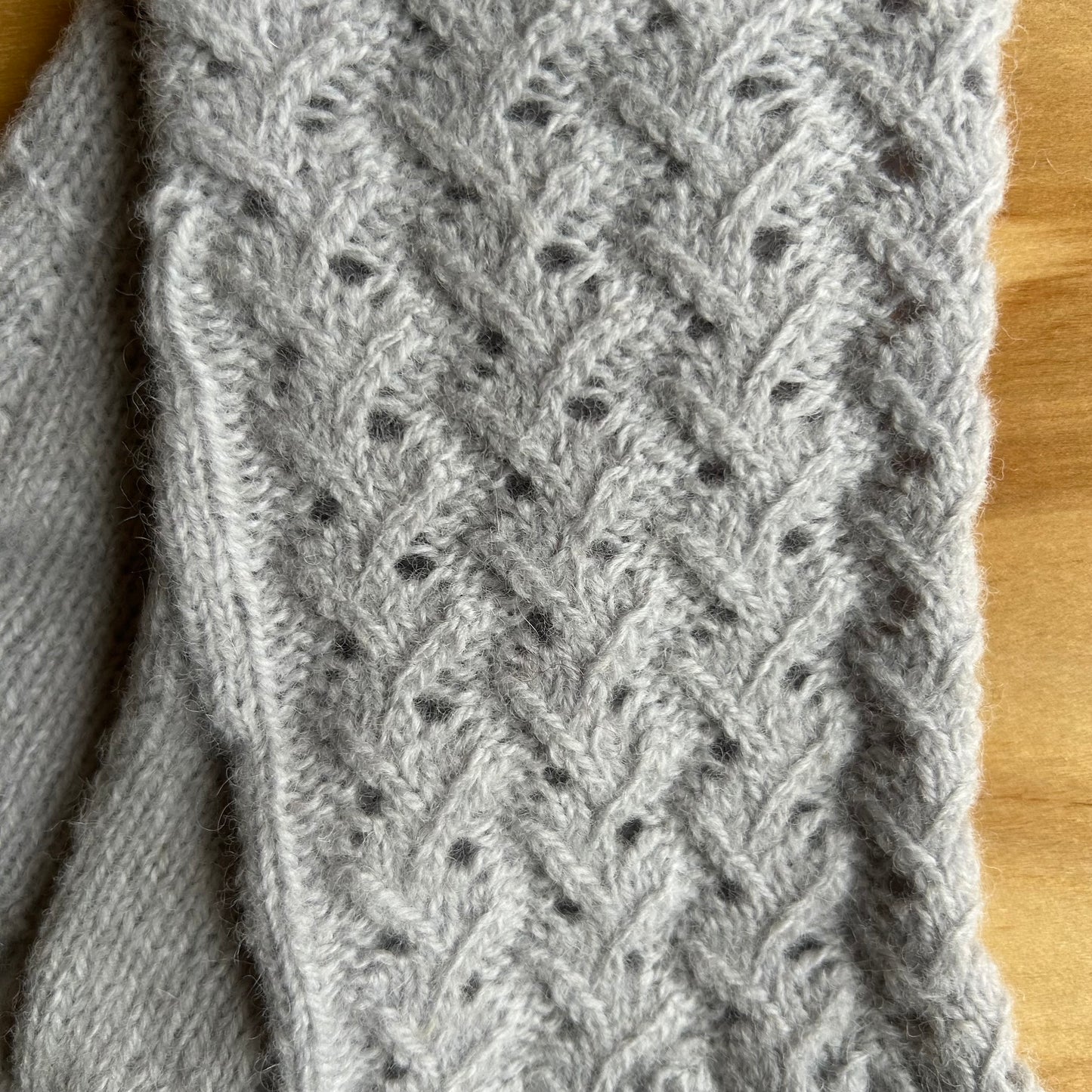 Gaiši pelēki sieviešu pirkstaiņi (MALI 56)