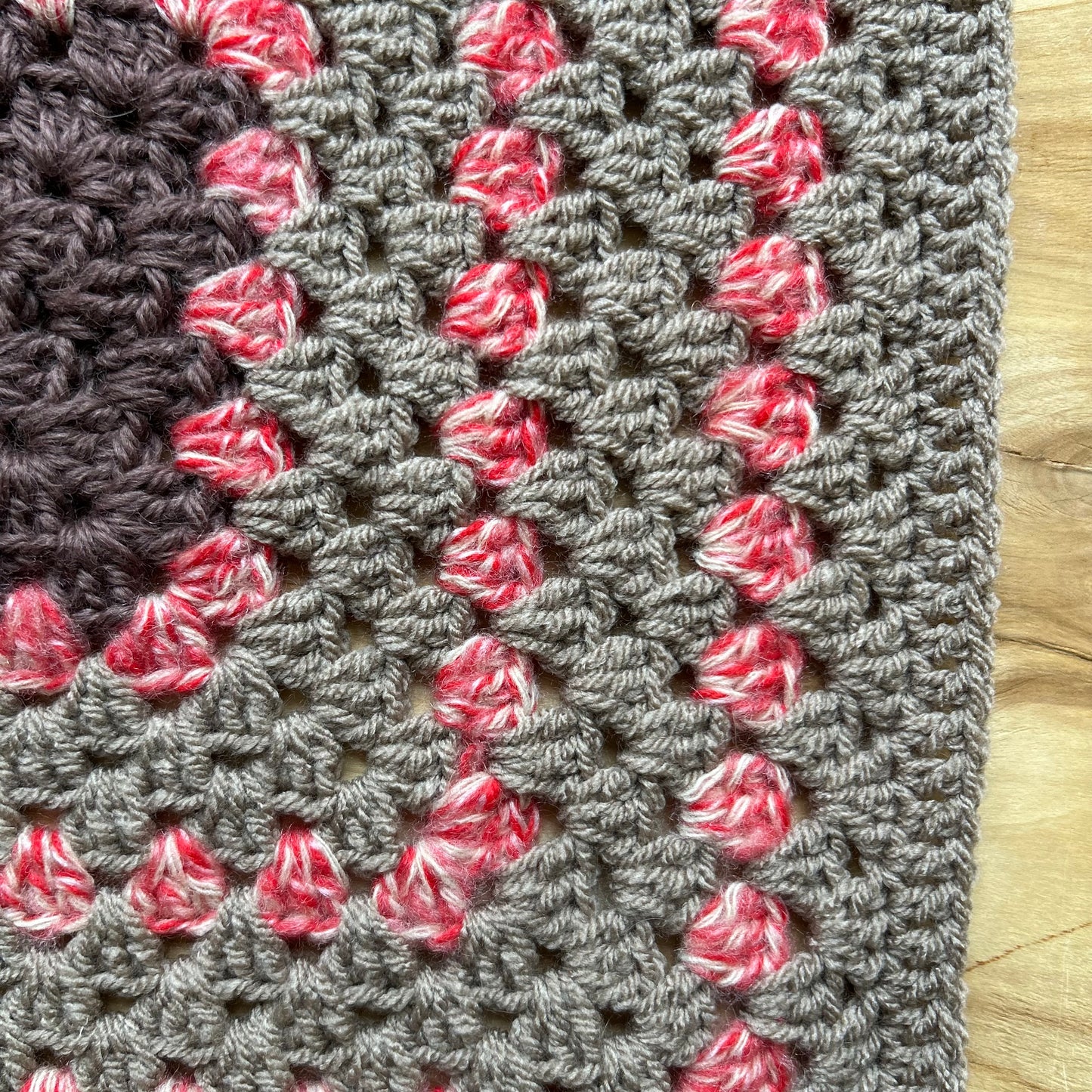 Tamborēts krēsla paliktnis (INPO 96)