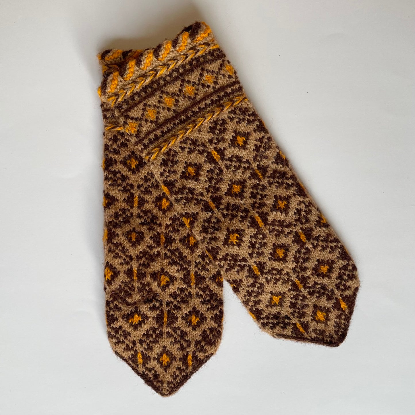 Brūni sieviešu dūraiņi (MALI 36) - www.tiptip.lv