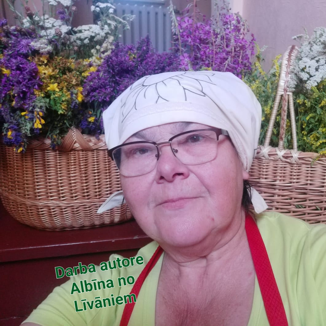 Kaklarota ar lina apdari / pelēcīgu akmeni / baltām pērlītēm un regulējamu garumu līdz 36 cm (AMA) - www.tiptip.lv