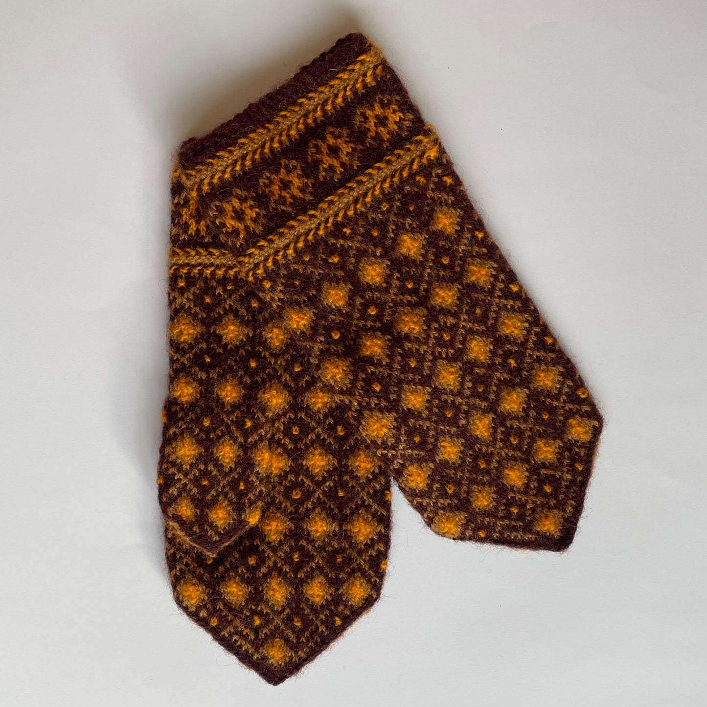 Tumši brūni/oranži sieviešu dūraiņi (MALI 37) - www.tiptip.lv