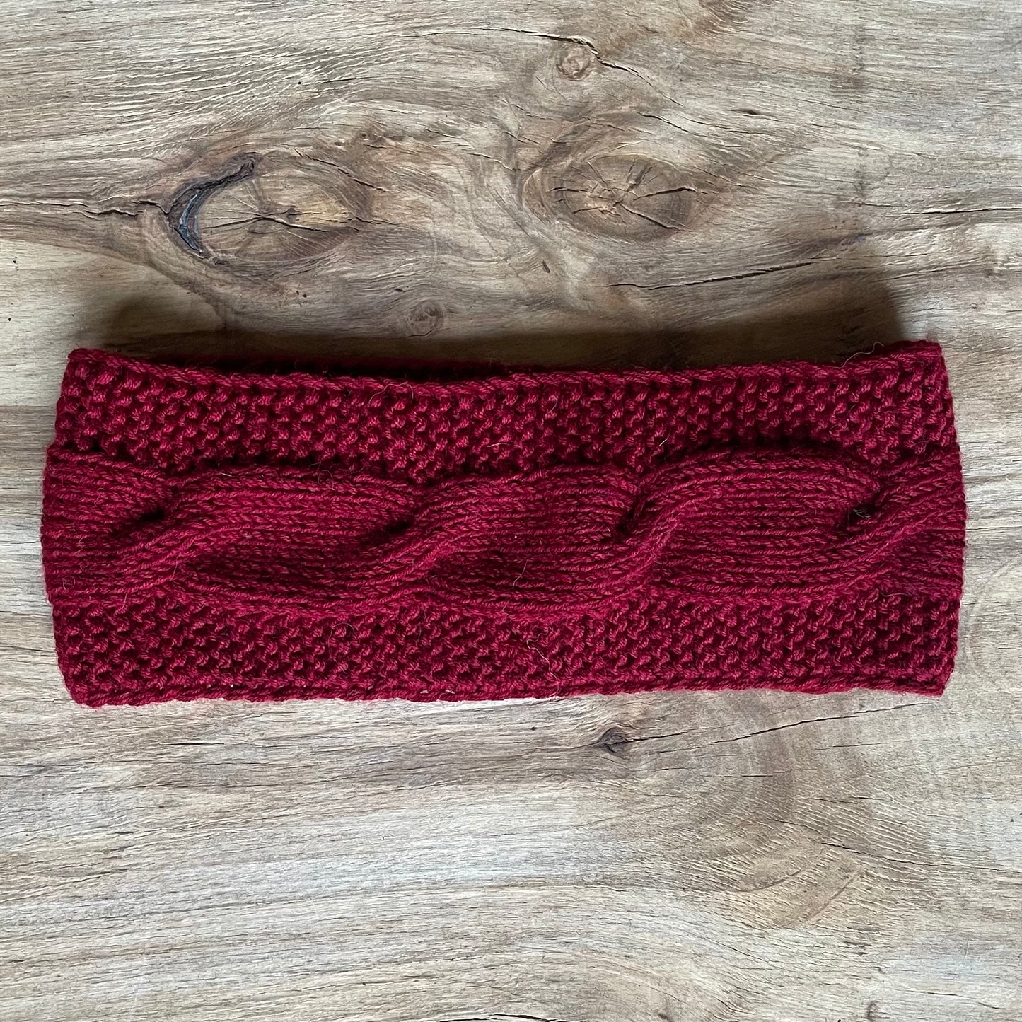 Tumši sarkana galvas lenta (VEPA 92) - www.tiptip.lv