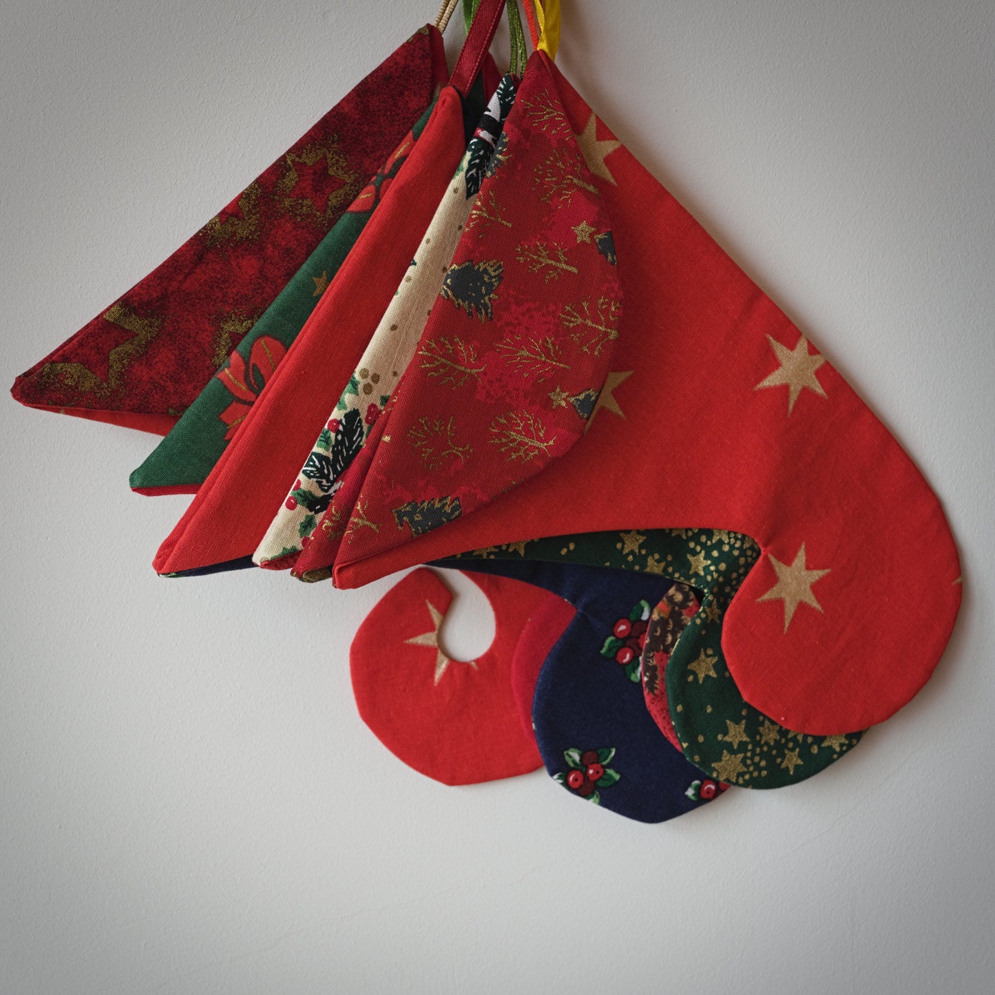 Auduma Ziemassvētku maisiņš - iekarama tūta (RECE 38) - www.tiptip.lv