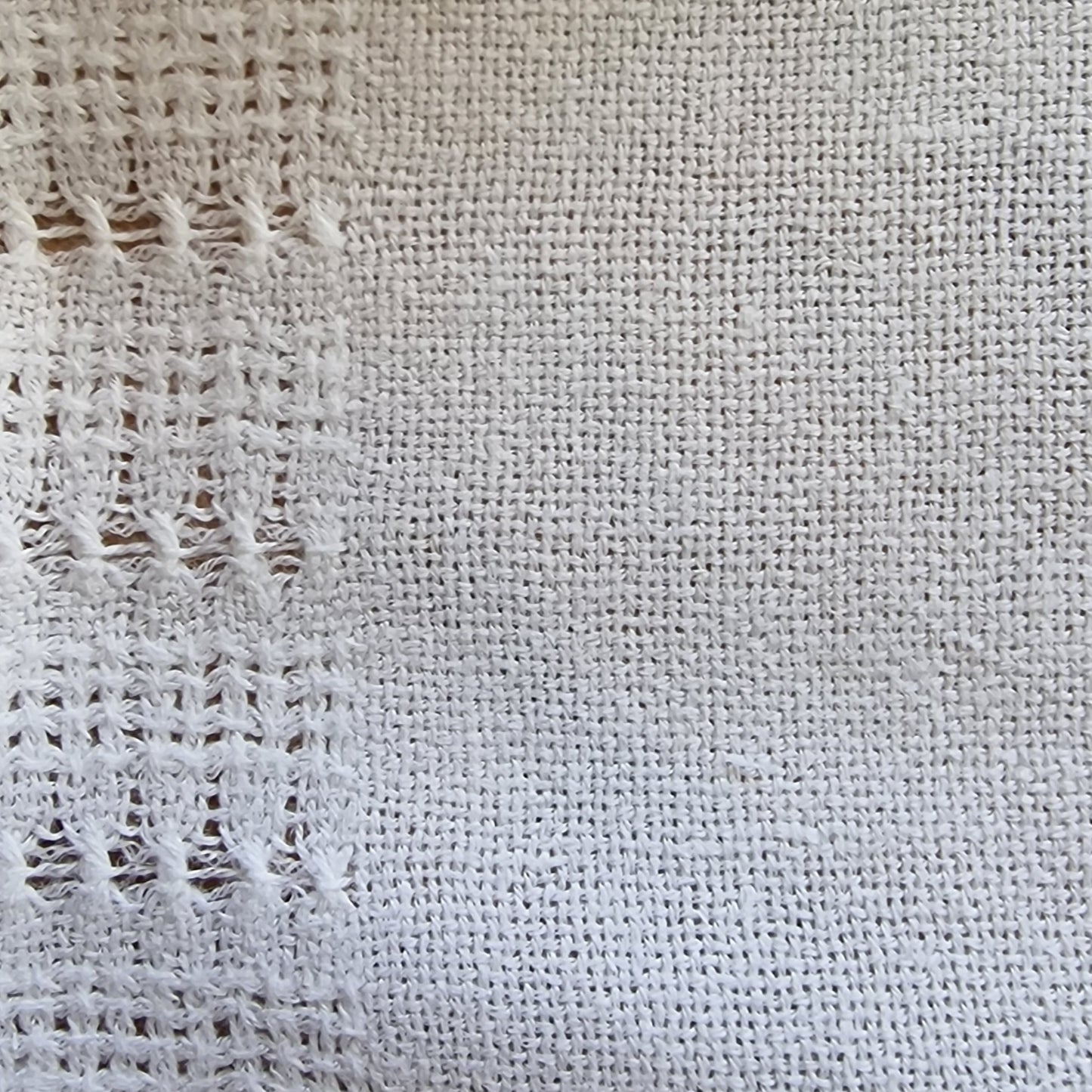 Balts lina galda celiņš 36 x 76 cm (DZPĒ 12) - www.tiptip.lv