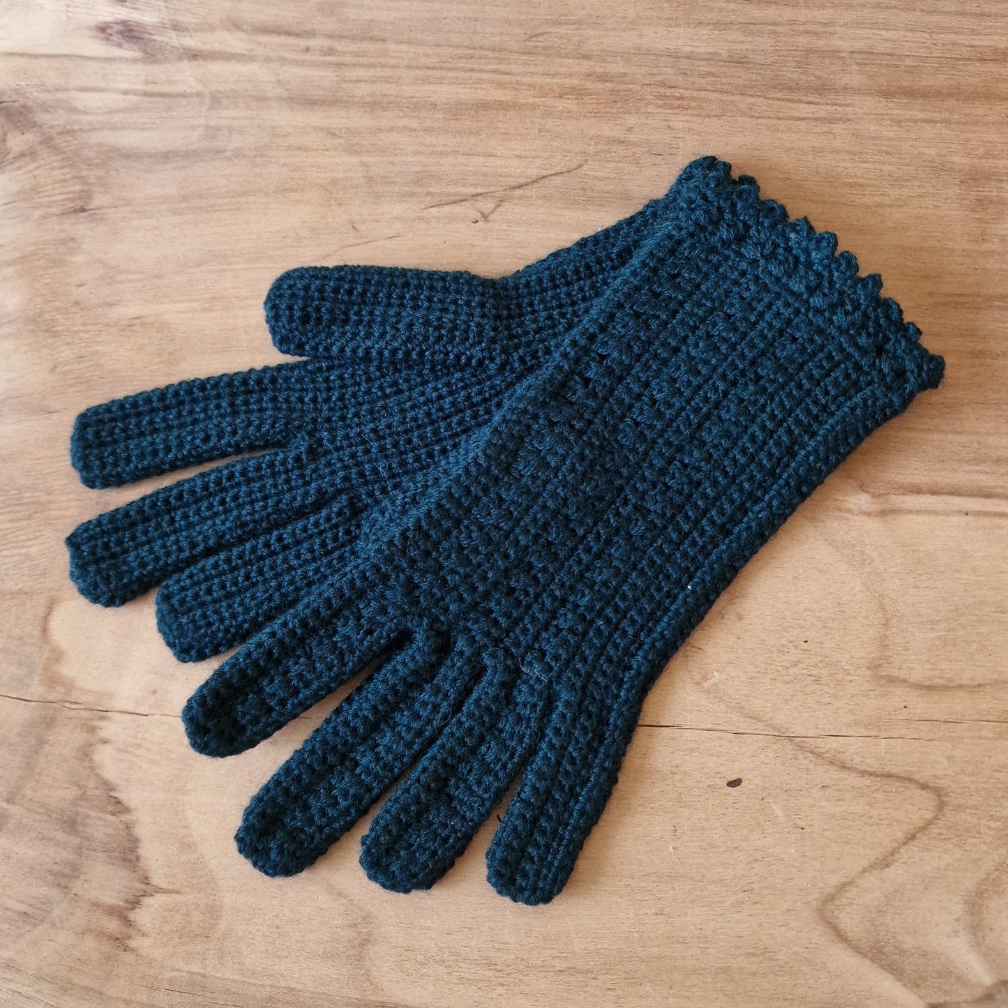 Tumši zaļi pirkstaiņi (INPO 37) - www.tiptip.lv