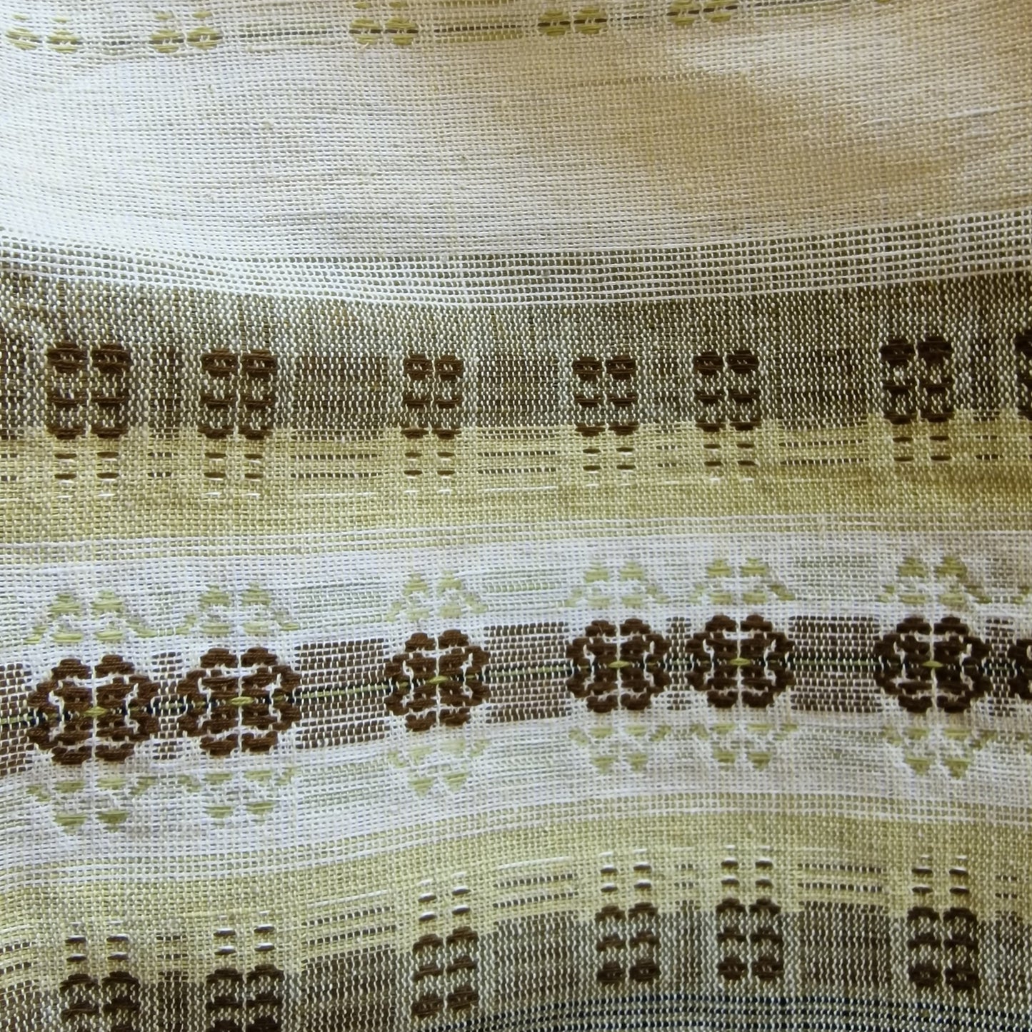 Zemes toņu lina galdauts 70 x 68 cm (DZPĒ 14) - www.tiptip.lv