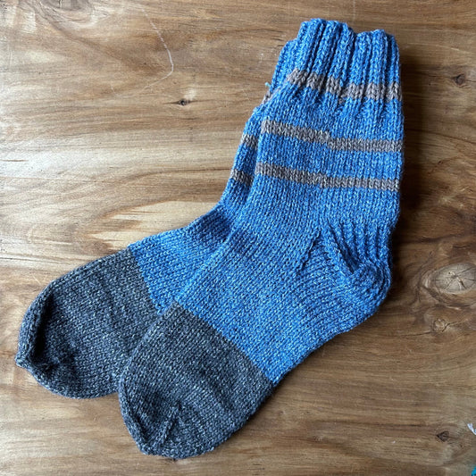 Siltās zeķes vīriešiem zili pelēkos toņos 42.-44.izm. (VEZI 32)