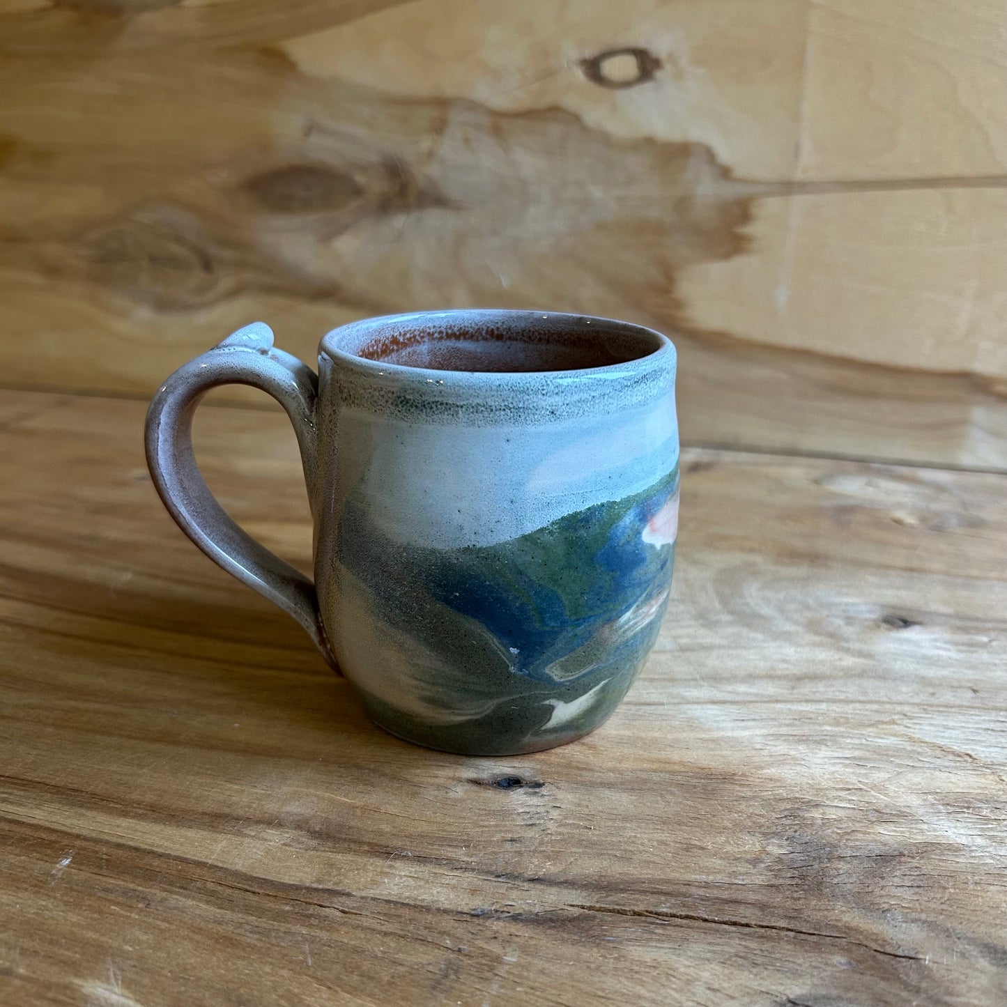 Māla krūze ar glazūras rakstu  (MASP 122)