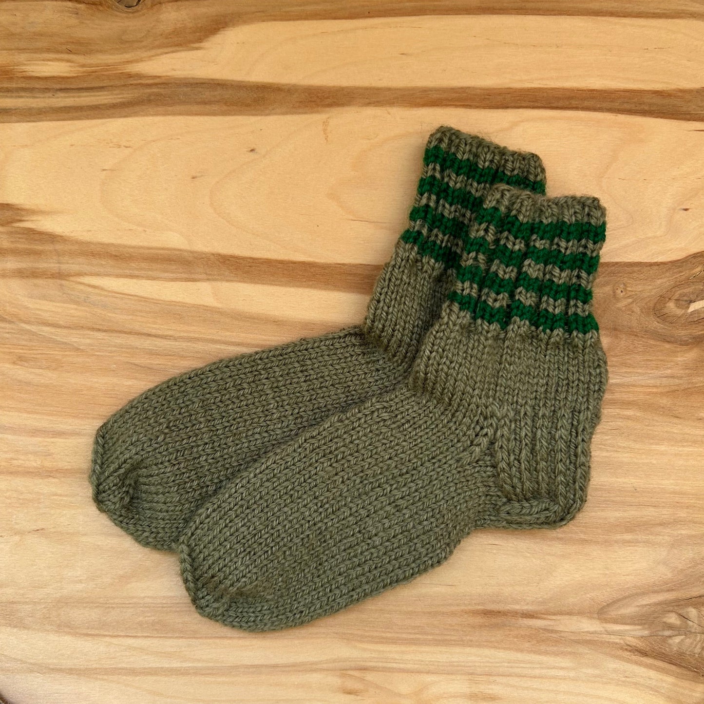Haki zaļas adītas siltās zeķītes 25.-27.izm. (SITĒ 55)