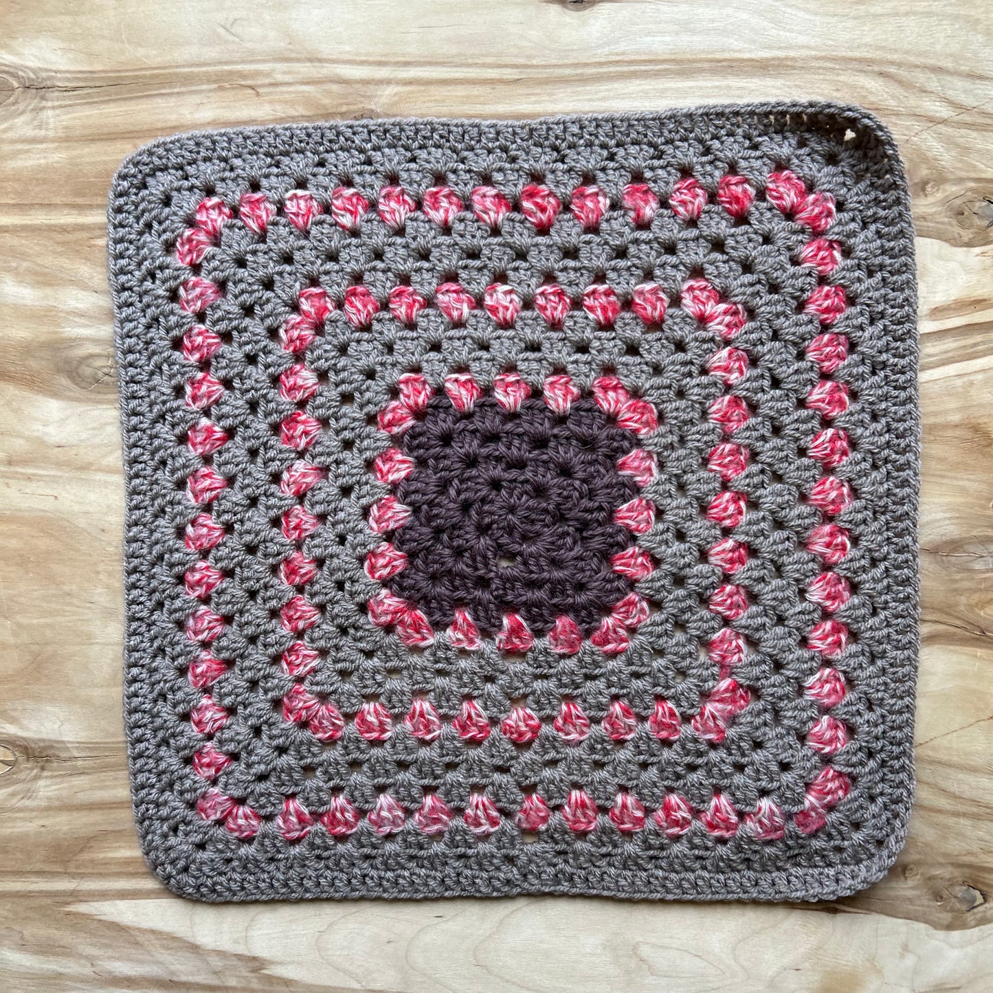 Tamborēts krēsla paliktnis (INPO 96)