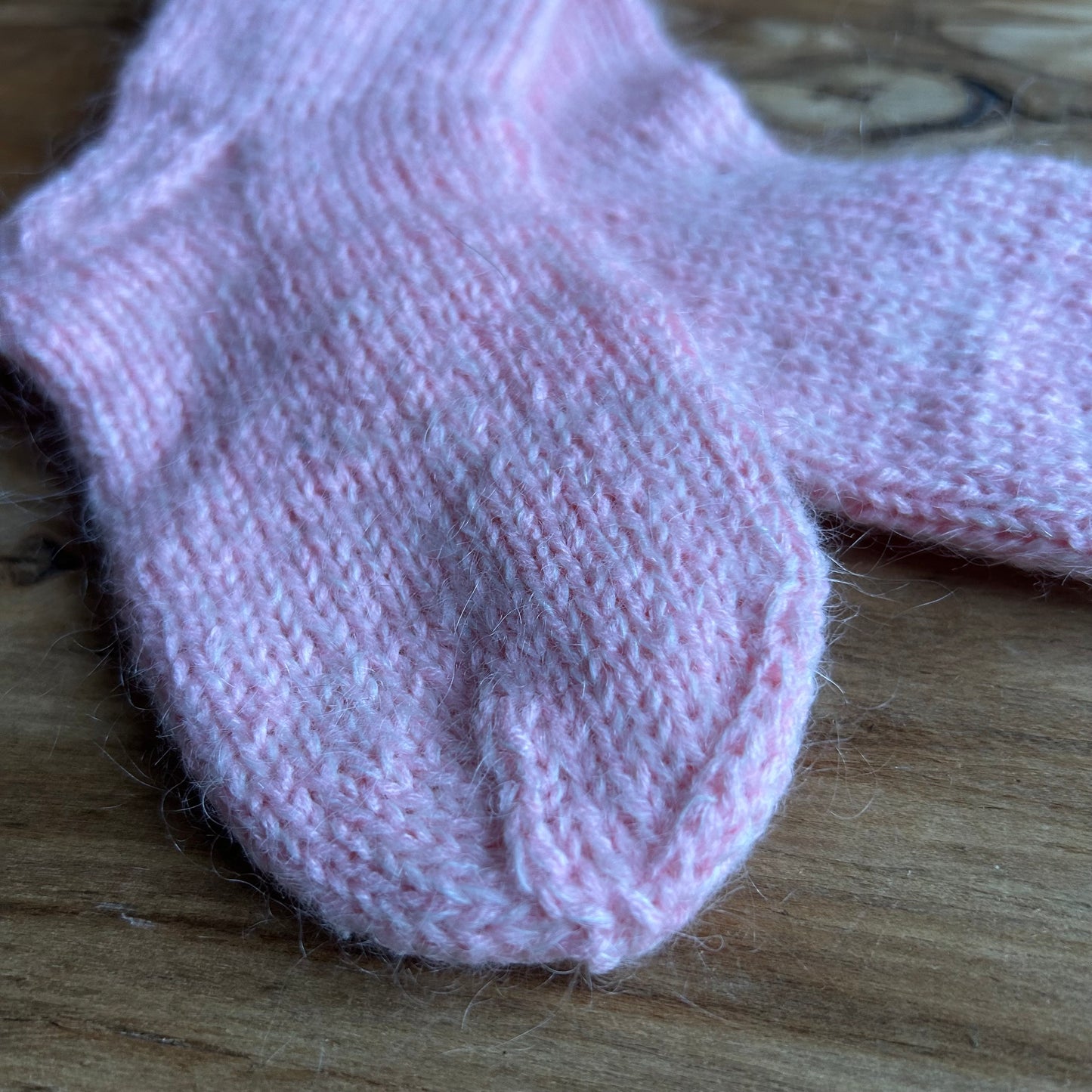 Gaiši rozā vilnas zeķes bērniem 25.-27.izm. (VEZI 47)