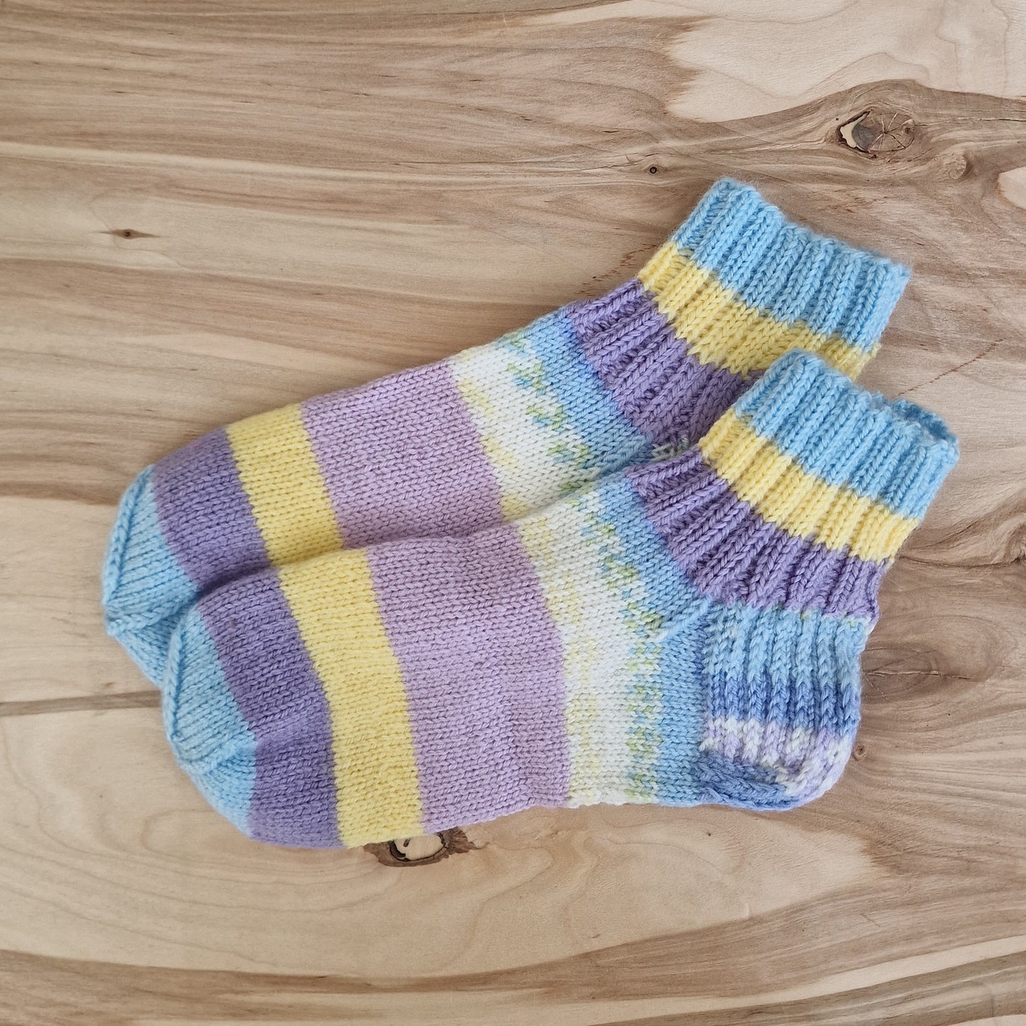 Soft-toned striped woolen socks 37-39. size (DASE 26)