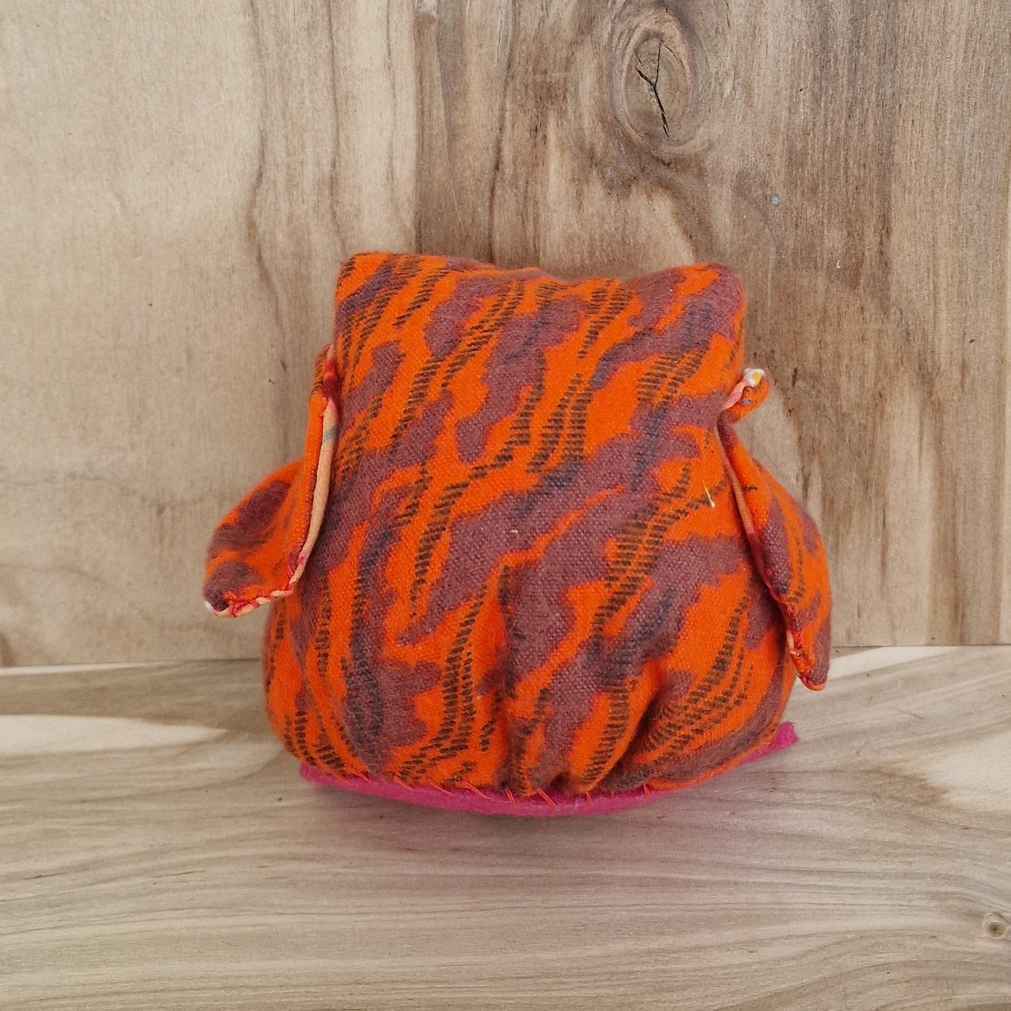 Hand-sewn toy - owl red / orange (VIER/EVOS 4)