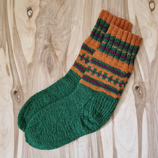Warm socks size 39-41 green with stripes on the stem (MARE 16)