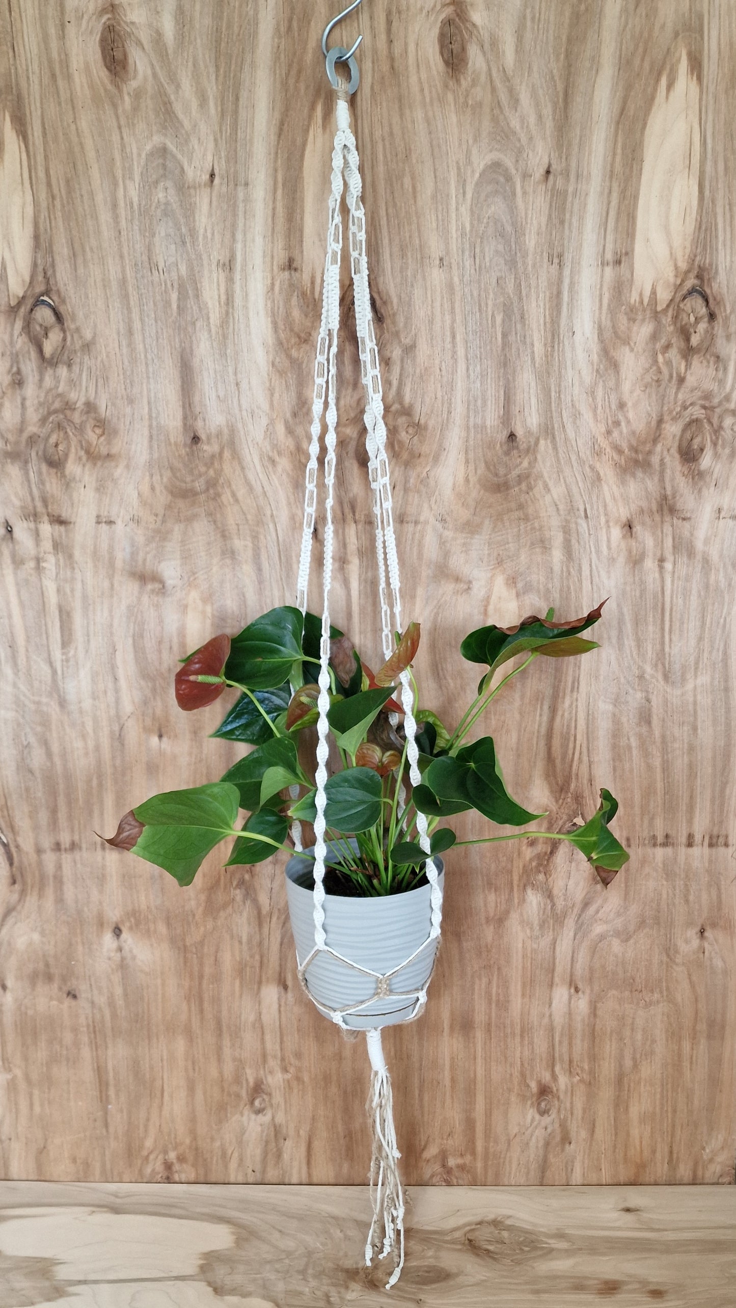 Macrame flower / plant pot holder white with brown gray (ANBL 20)