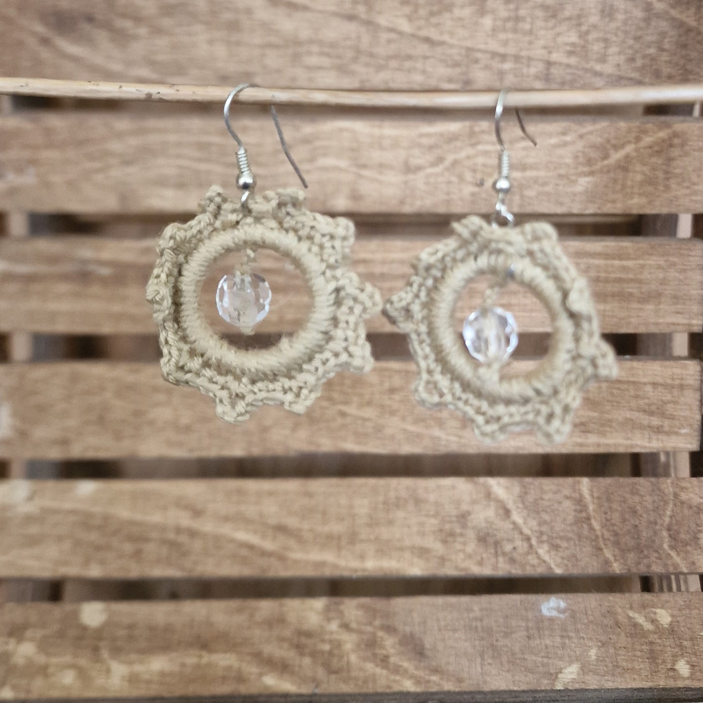 Light brown linen thread earrings (ALMA 91)