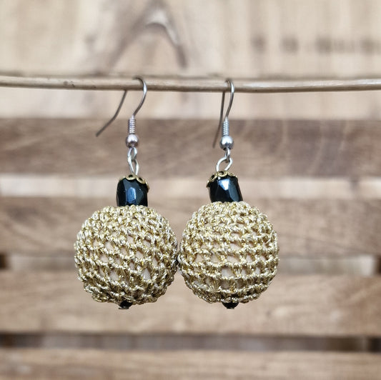 Golden crochet earrings - balls mp (ALMA 94)