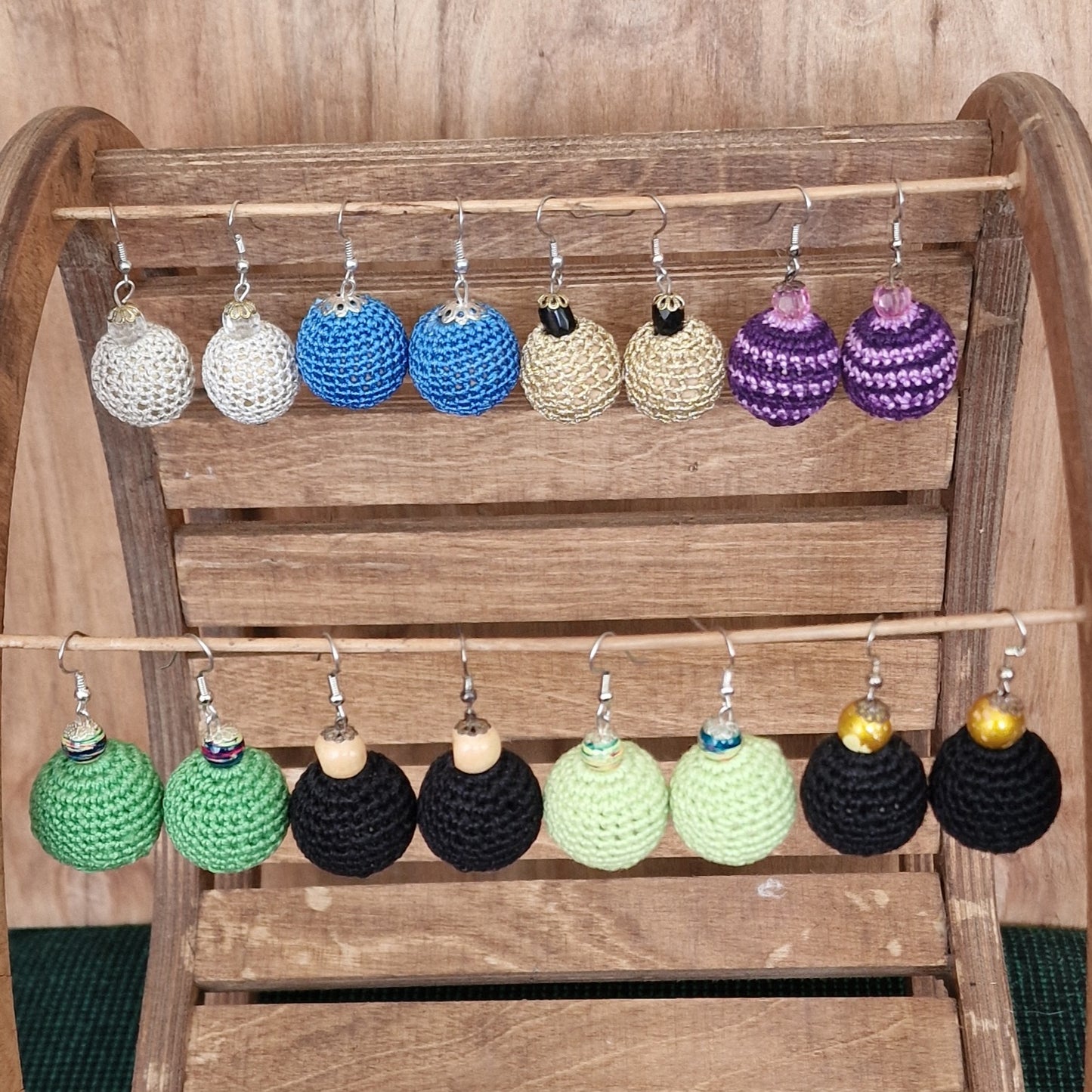 Green crocheted earrings - balls kr.p. (ALMA 97)