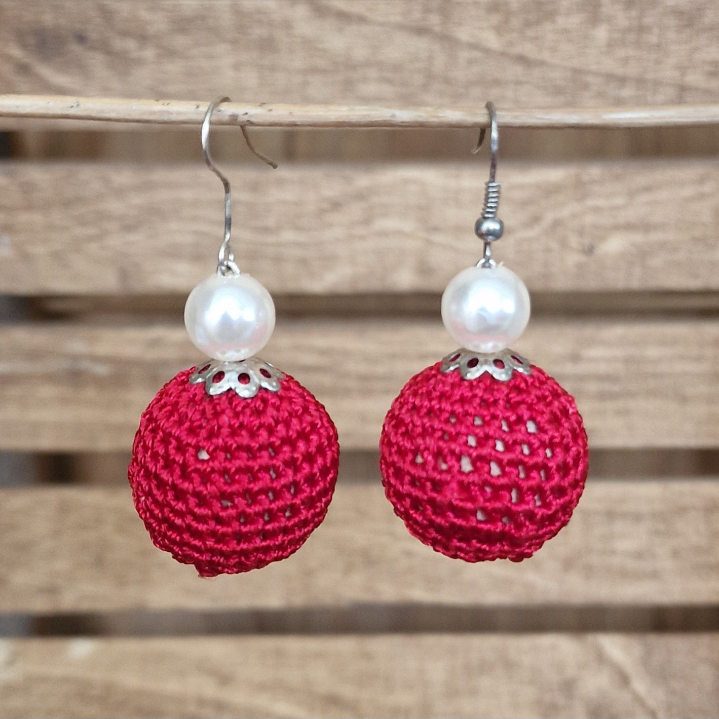 Red earrings - balls bp (ALMA 108)