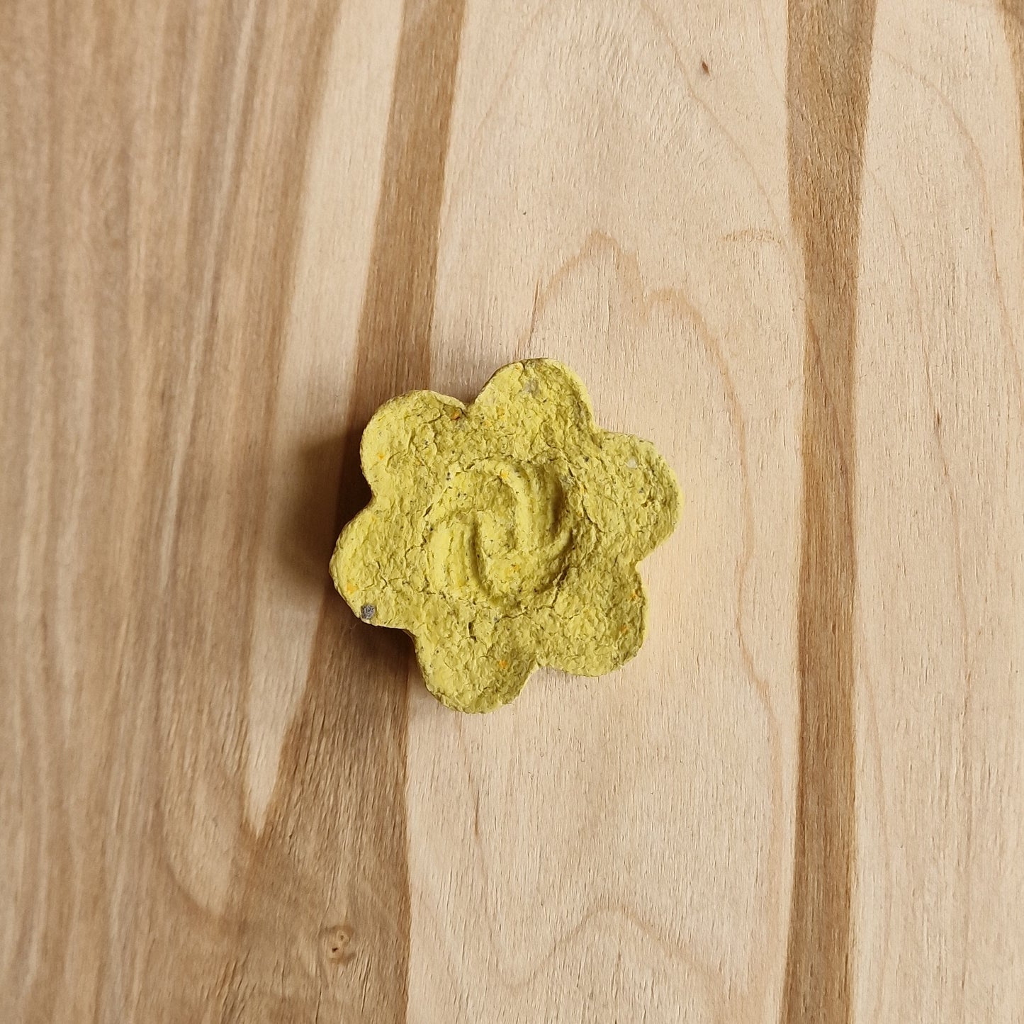 Magnet "light yellow flower" (RÜBÉ 28)