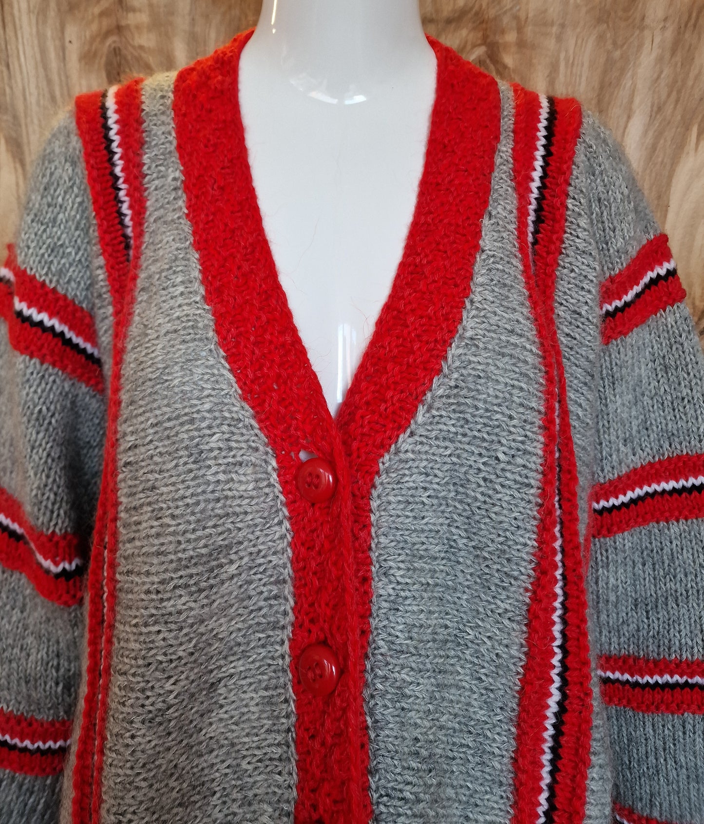Gray-red knitted jacket 3-4XL (DZTO 30)