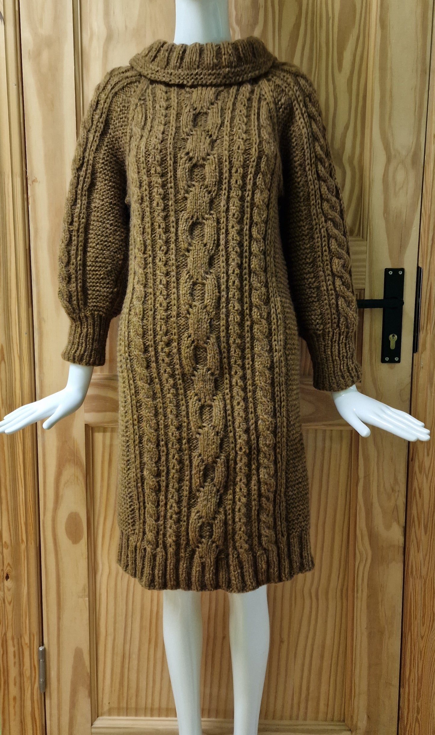 Knitted dress in brown-greenish color XS-S (DZTO 42)