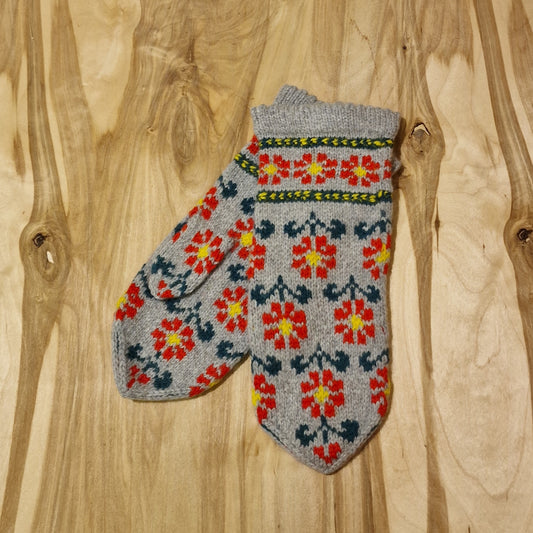 Light gray merino wool mittens with red floral pattern (RABE 54)