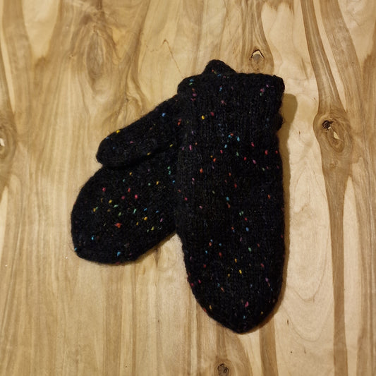 Black wool double mittens with tiny speckled accents (RABE 57)