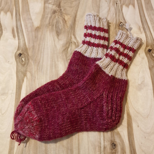 Warm socks in pink tones, size 40-42. (ALMA 143)