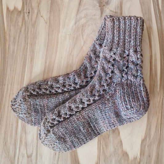 Brown gray yarn warm socks size 38-40. (LARE 7)