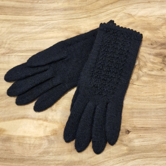 Hand-knitted black mittens (INVA 26)