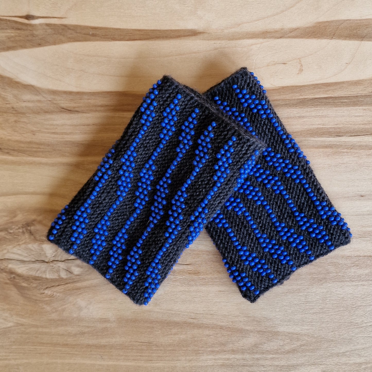 Black cuffs/pulse warmers with blue beads (ANST 34)