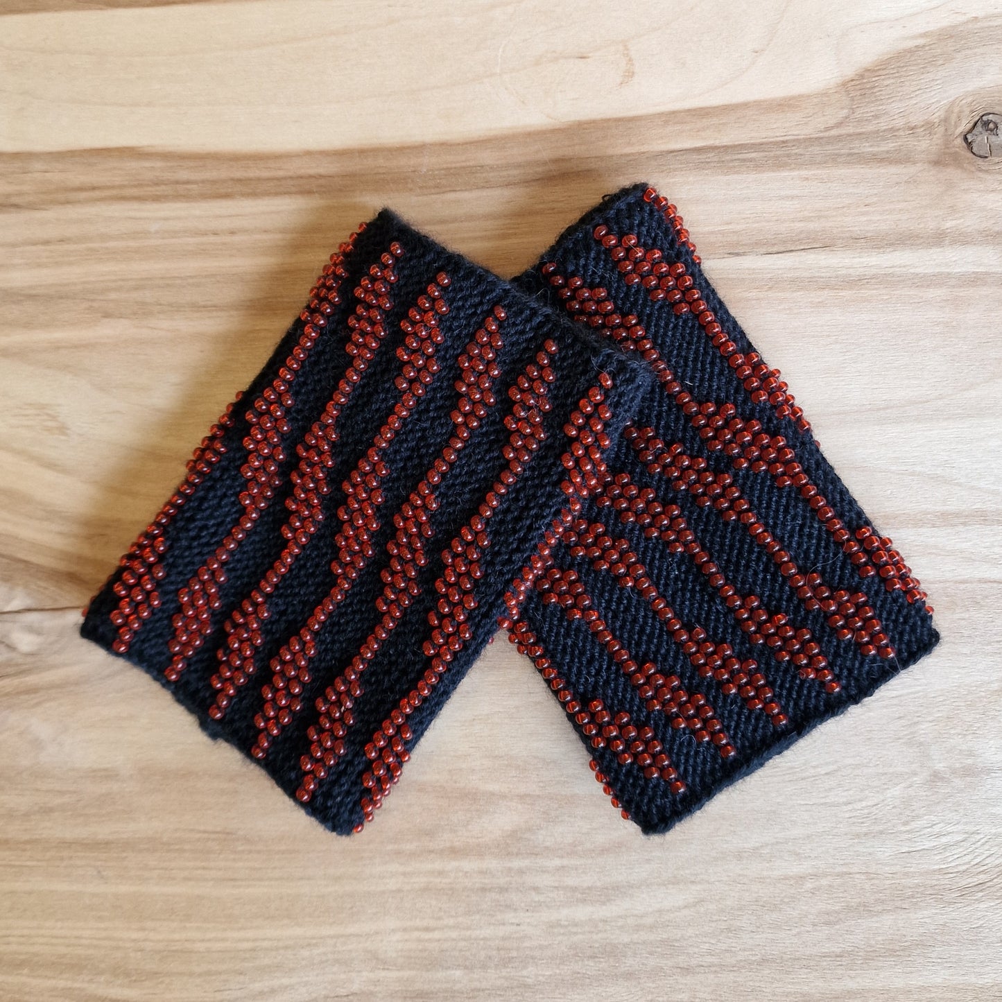 Black cuffs/pulse warmers with red beads (ANST 36)