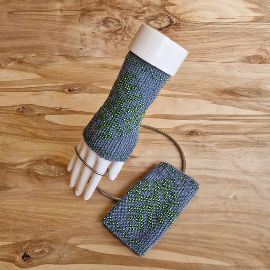 Blue-gray cuffs/pulse warmers with light green bead Fire Crosses (ZAMI 30)