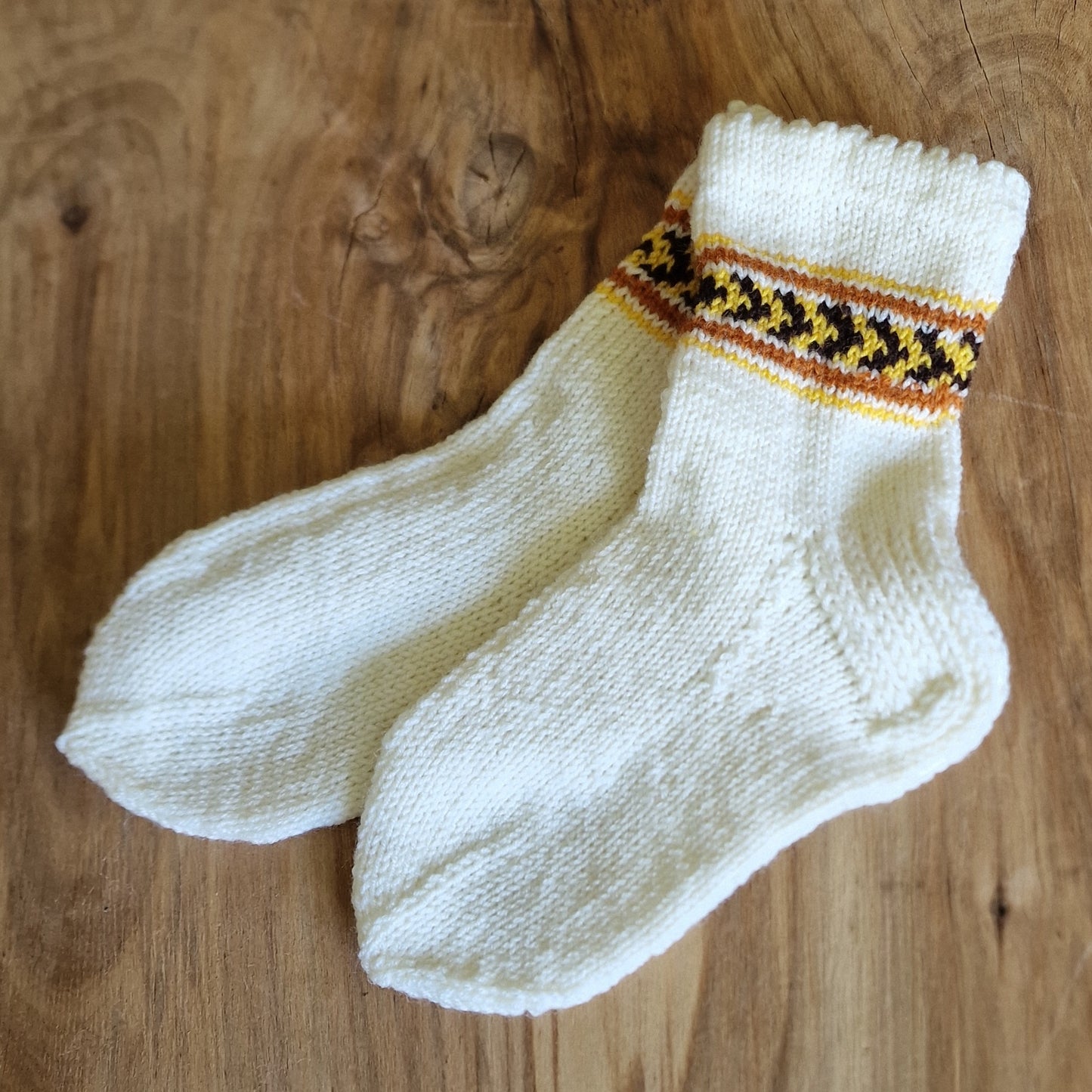 Handwoven national socks size 31.-33. (INKU 23)