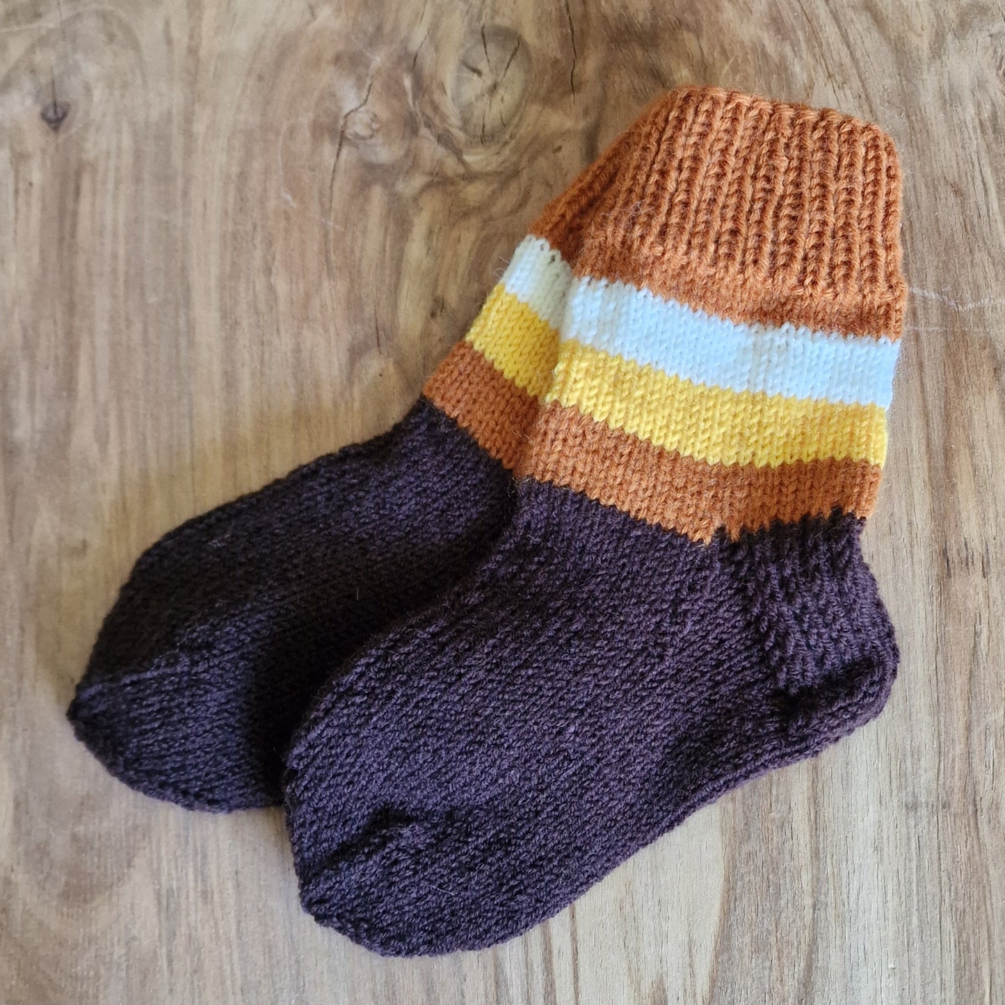 Handwoven warm socks size 26.-28. (INKU 31)