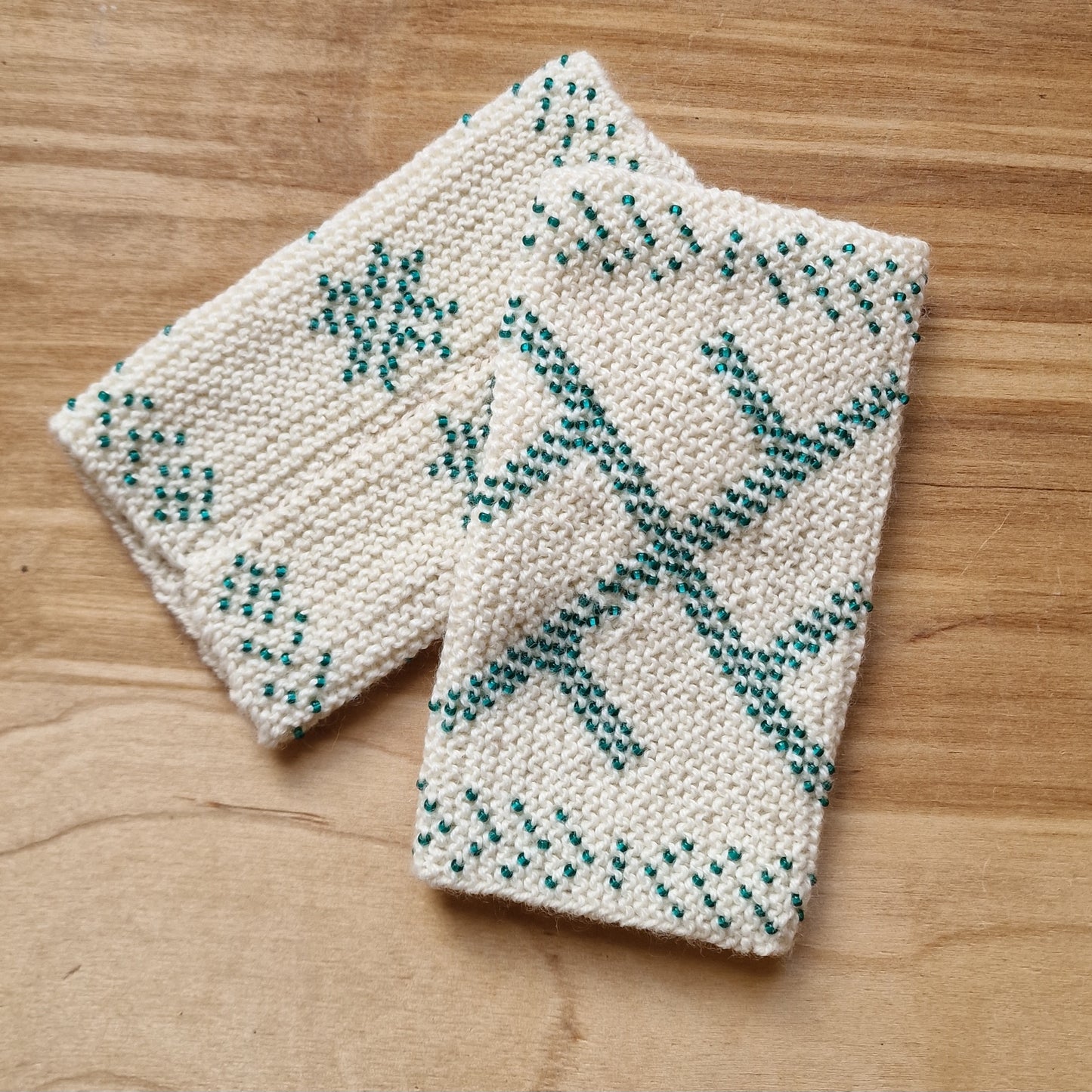 Blue-gray cuffs/pulse warmers with light green bead Fire Crosses (ZAMI 30)