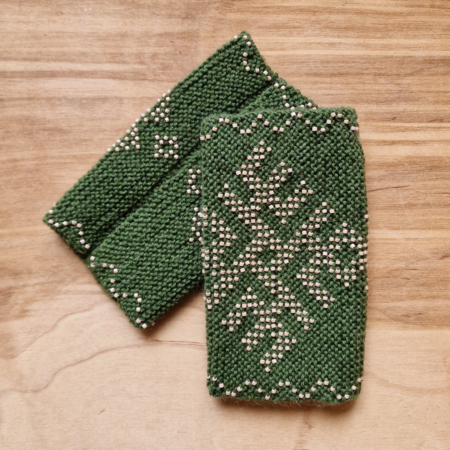 Blue-gray cuffs/pulse warmers with light green bead Fire Crosses (ZAMI 30)