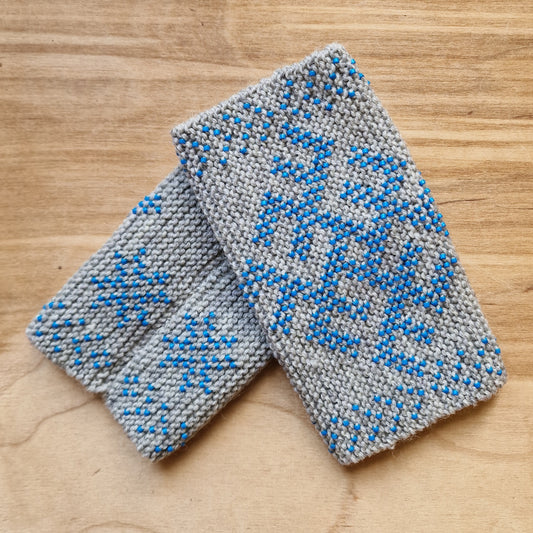 Blue-gray cuffs/pulse warmers with light green bead Fire Crosses (ZAMI 30)