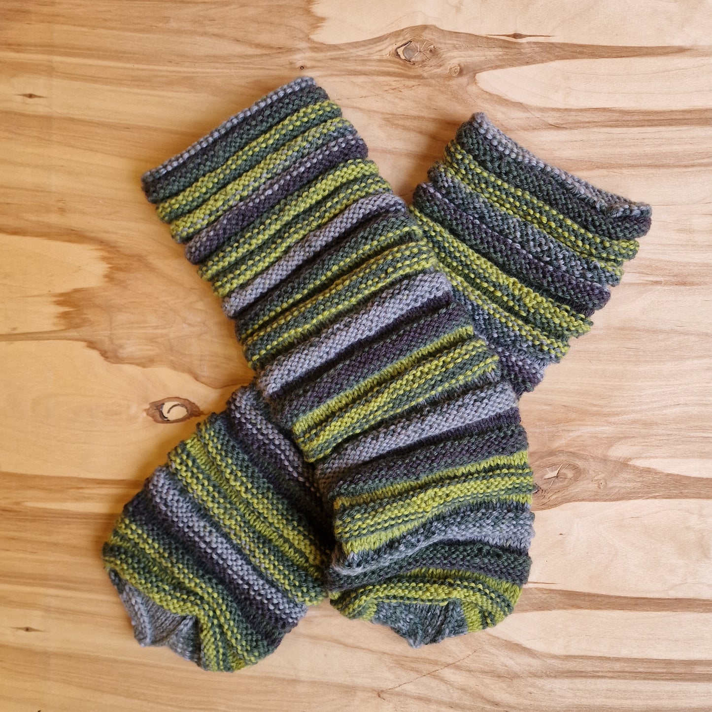 Lazy No-Heel Socks - All Sizes - Green / Gray (RACE 50)