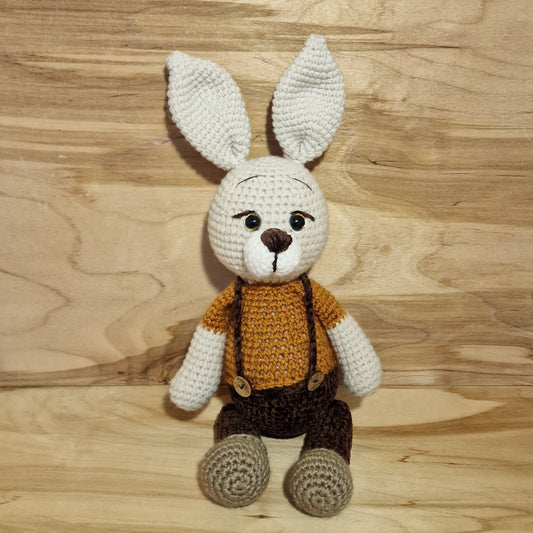 Toy - crocheted bunny - green (VIER/EVOS 16)