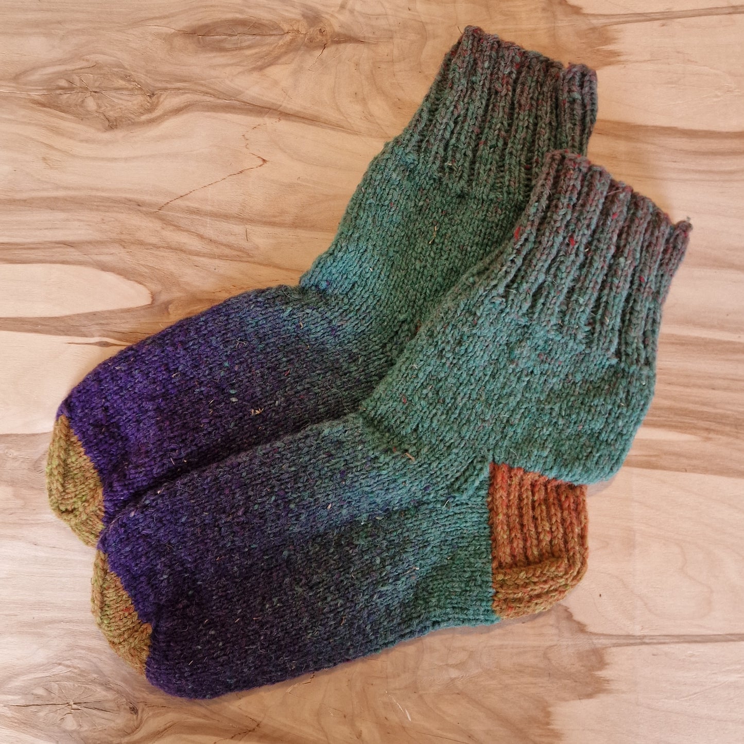 Gradient ocean blue wool socks size 35.-37. (IVZE 3)