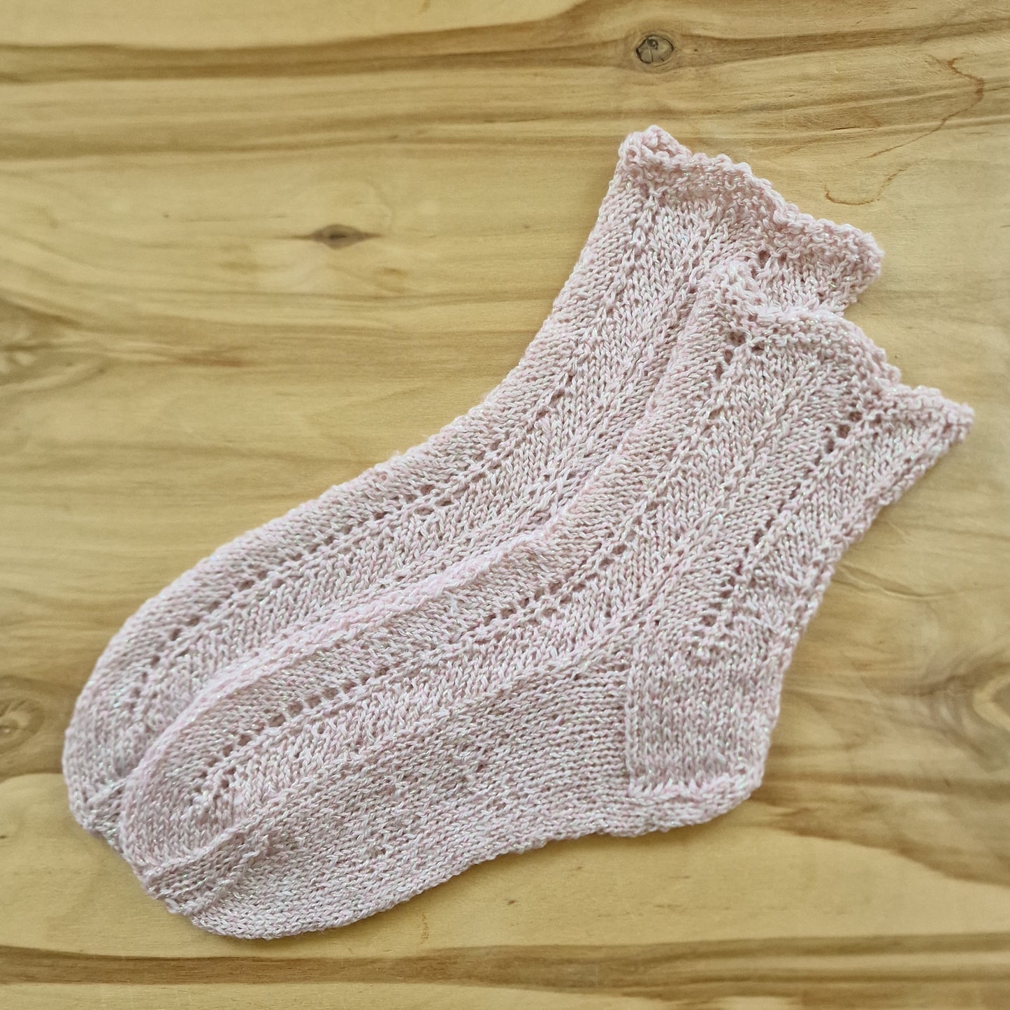 Gaiši rozā siltās zeķes 34.-36.izm. (ERSA 26)