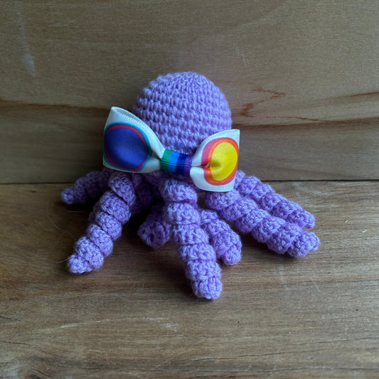 Tamborēts grabulītis astoņkājis lillā krāsā (AIPU 137)