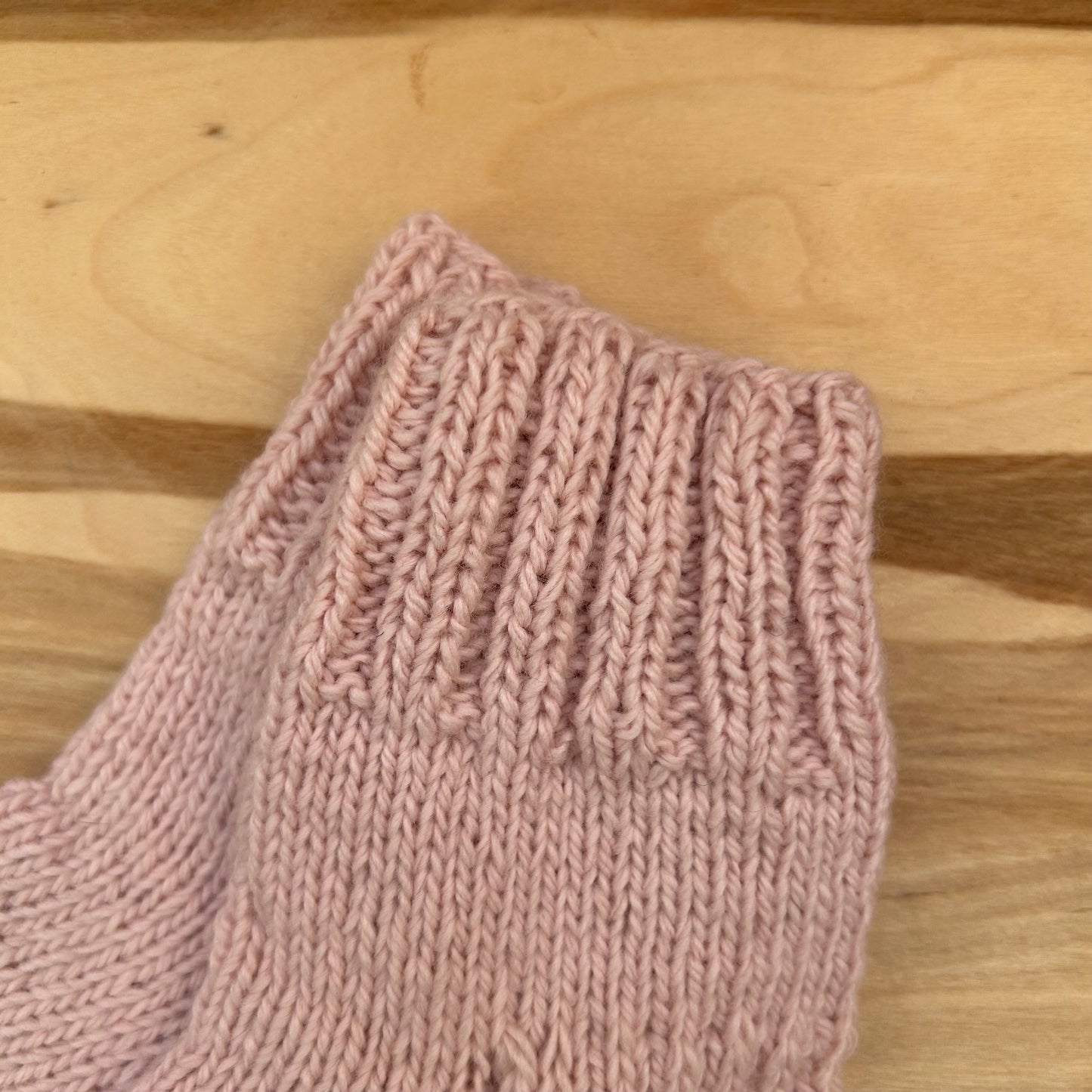 Gaiši rozā adītas siltās zeķītes 27.-29.izm. (SITĒ 46)