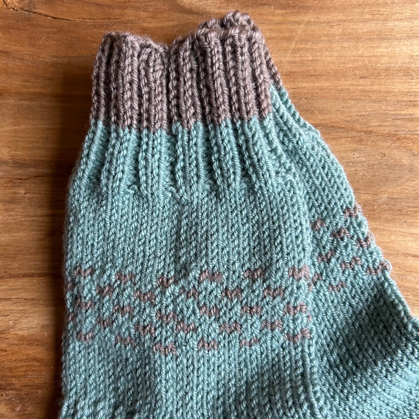 Siltās zeķes vīriešiem gaiši zilas ar pelēku rakstiņu 41.-43..izm. (VEZI 33)