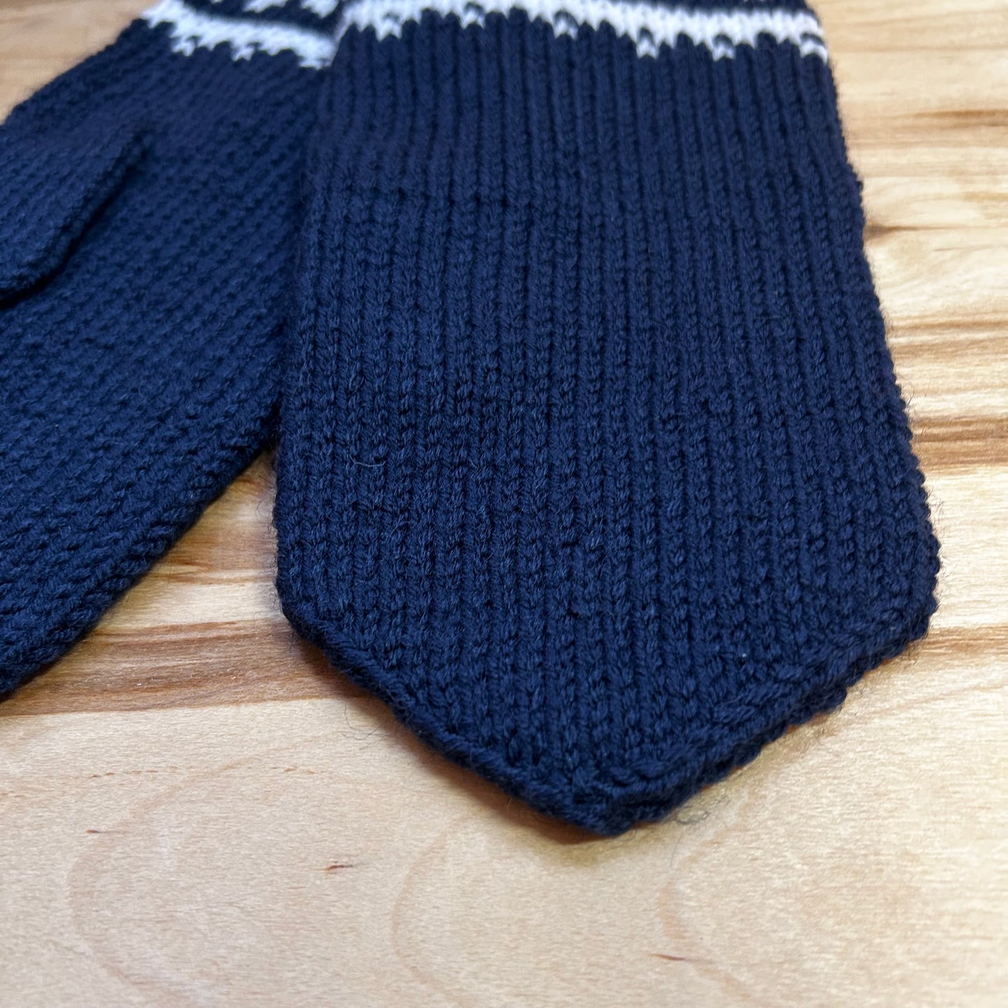 Tumši zili adīti dūraiņi (DZTO 92)