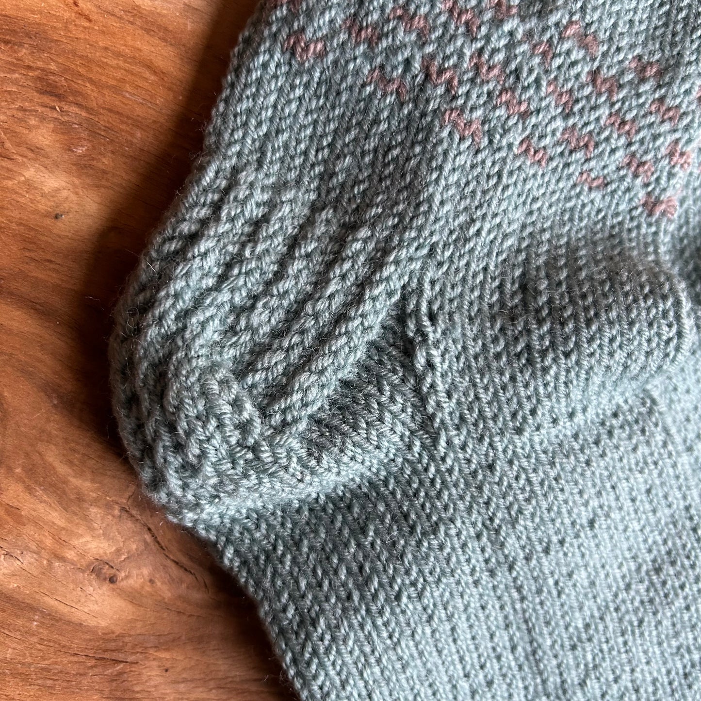 Siltās zeķes vīriešiem gaiši zilas ar pelēku rakstiņu 41.-43..izm. (VEZI 33)