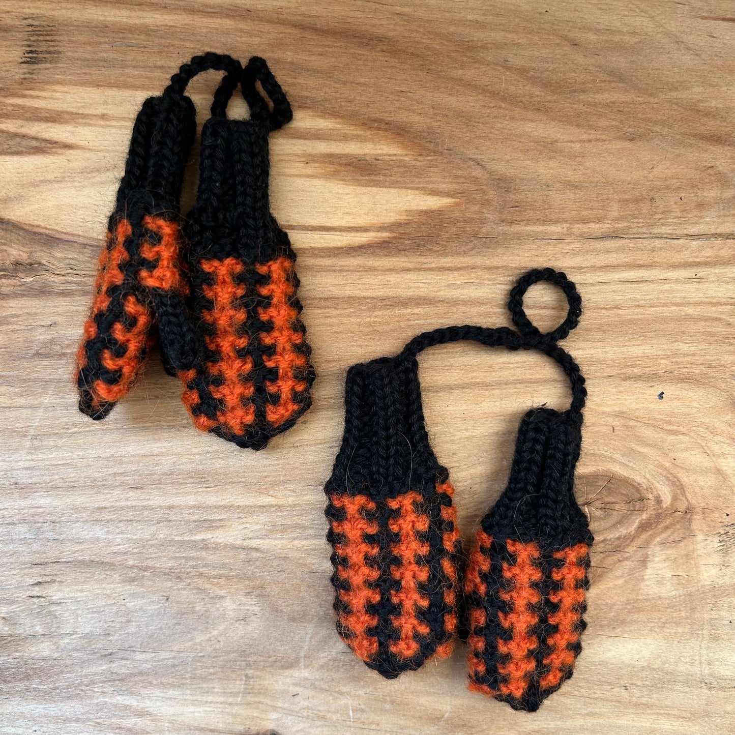 Dekors - dūrainīši oranži ar melnu (VEPA LVAM5)