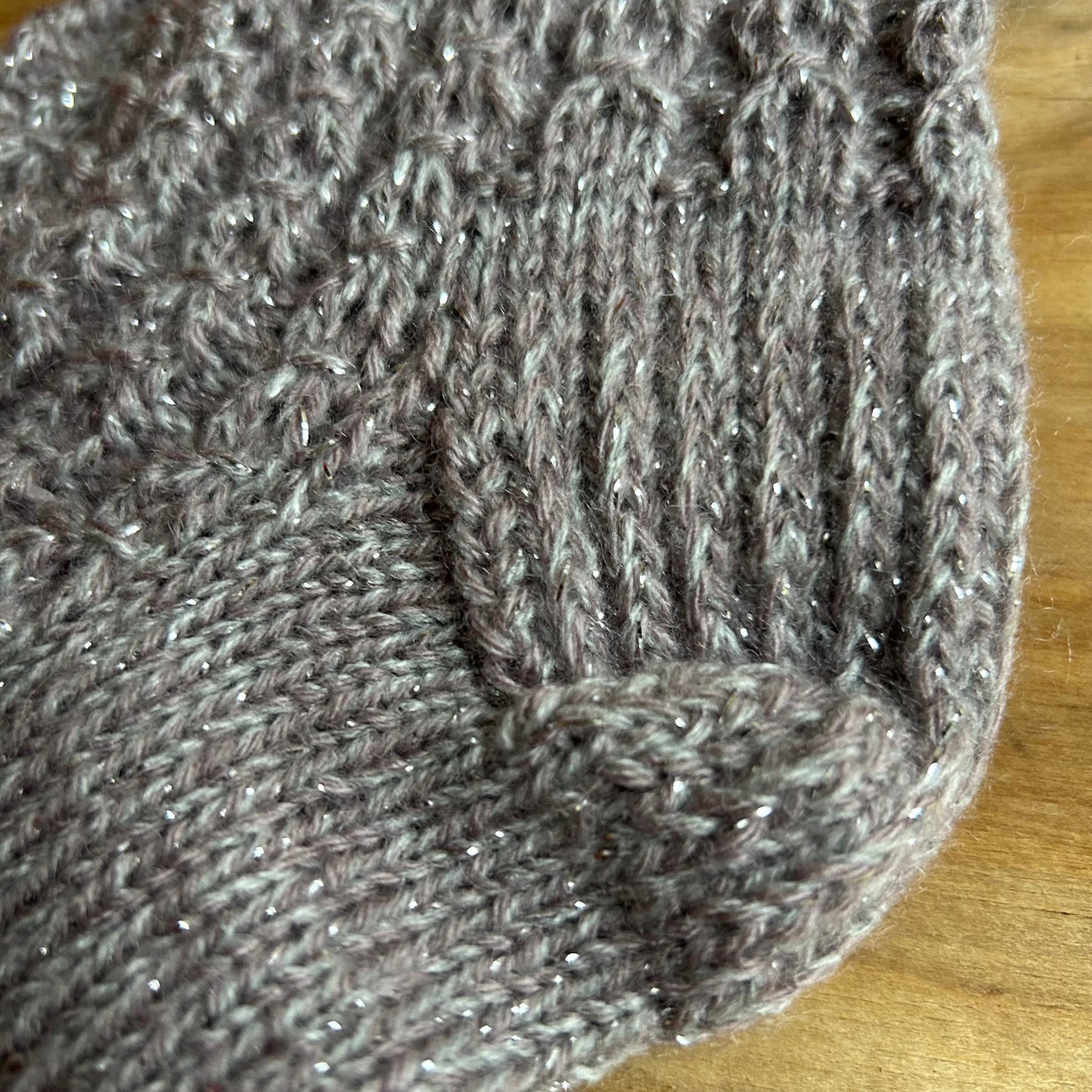 Vilnas zeķes 35.-37.izm. pelēkas ar spīdumiņu  (VEZI 63)